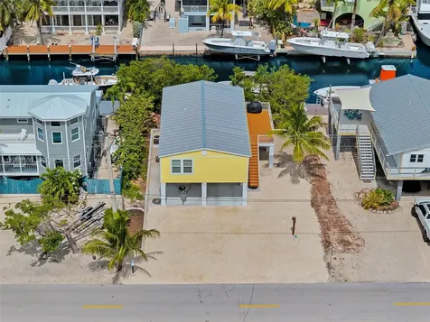 437 Pirates Road Little Torch Key FL 33042