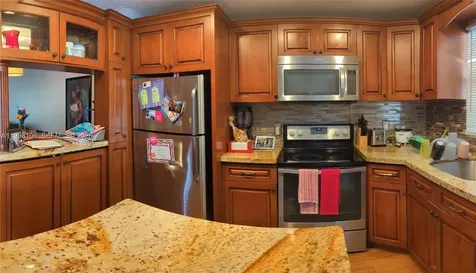 6001 Shakerwood Circle Tamarac FL 33319