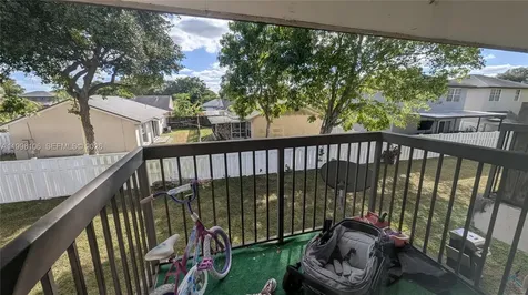 6001 Shakerwood Circle Tamarac FL 33319