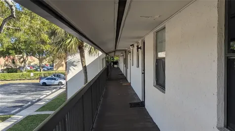 6001 Shakerwood Circle Tamarac FL 33319
