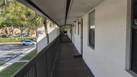 6001 Shakerwood Circle Tamarac FL 33319