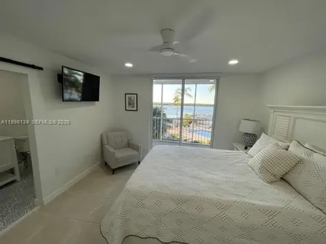 200 Harborview Drive Tavernier FL 33070