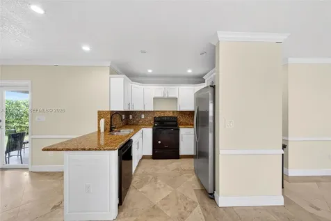 6881 SW 27th Street Miami FL 33155