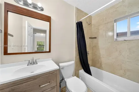 6881 SW 27th Street Miami FL 33155