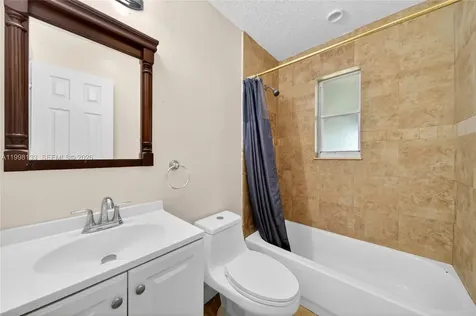 6881 SW 27th Street Miami FL 33155