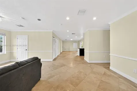6881 SW 27th Street Miami FL 33155