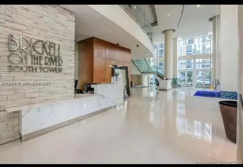 41 SE 5th Street Miami FL 33131