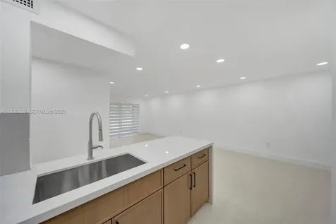 9455 W Flagler Street Miami FL 33174
