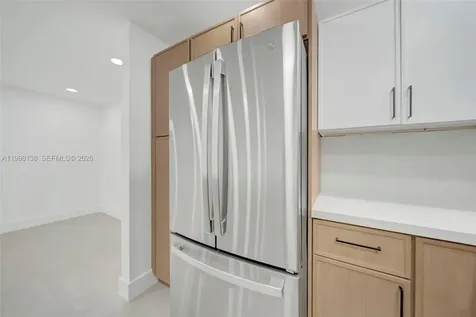 9455 W Flagler Street Miami FL 33174
