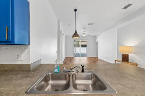 9407 Black Thorn Loop Other City - In The State Of Florida FL 34638