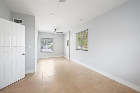 4 Transylvania Avenue Key Largo FL 33037