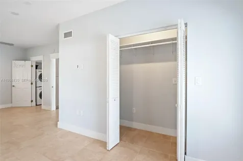 4 Transylvania Avenue Key Largo FL 33037