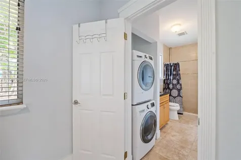 4 Transylvania Avenue Key Largo FL 33037