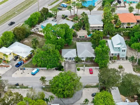 4 Transylvania Avenue Key Largo FL 33037
