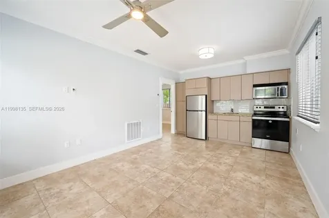 4 Transylvania Avenue Key Largo FL 33037
