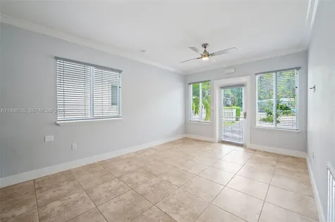 4 Transylvania Avenue Key Largo FL 33037