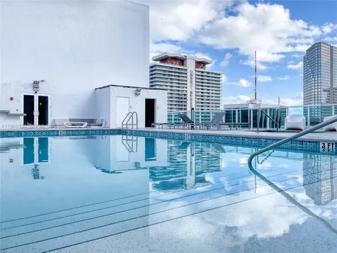 133 NE 2nd Avenue Miami FL 33132