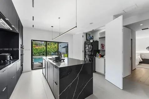 445 NE 76th Street Miami FL 33138