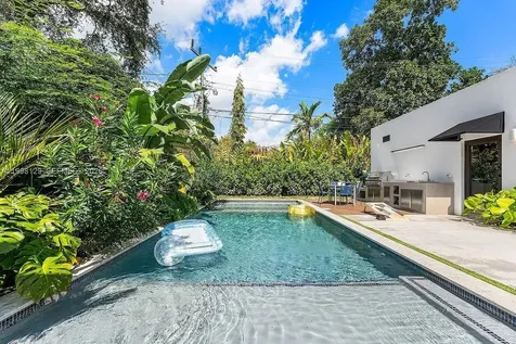 445 NE 76th Street Miami FL 33138