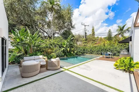 445 NE 76th Street Miami FL 33138