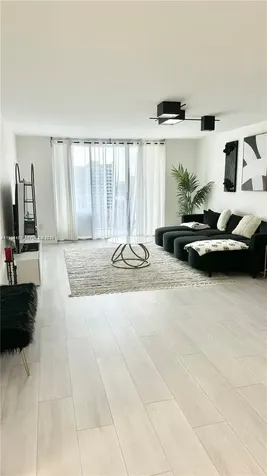 2801 NE 183rd Street Aventura FL 33160