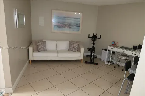 1913 S Ocean Drive Hallandale Beach FL 33009