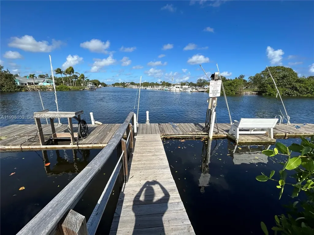 725 Hummingbird Way North Palm Beach FL 33408