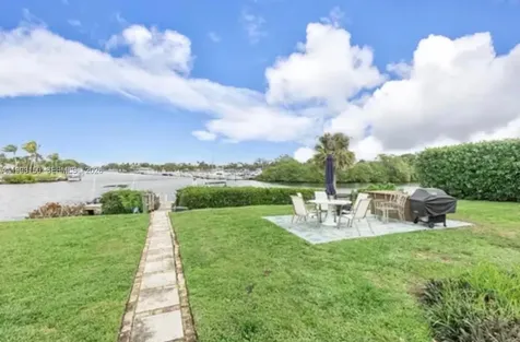 725 Hummingbird Way North Palm Beach FL 33408