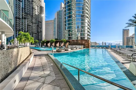 200 Biscayne Boulevard Way Miami FL 33131