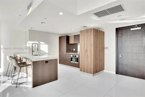 200 Biscayne Boulevard Way Miami FL 33131