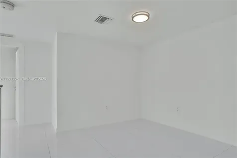 200 Biscayne Boulevard Way Miami FL 33131