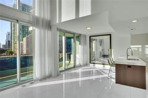 200 Biscayne Boulevard Way Miami FL 33131