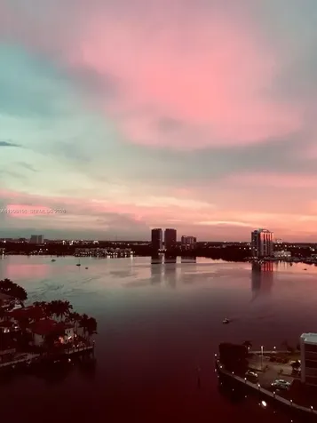 1000 W Island Boulevard Aventura FL 33160