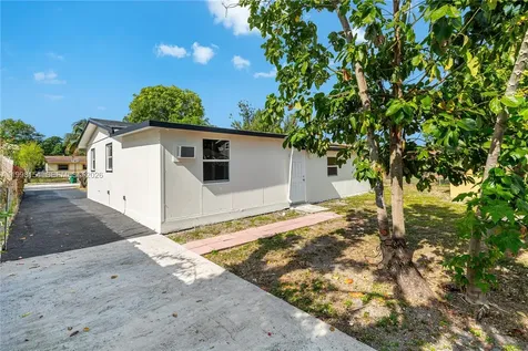 1164 NW 45th Avenue Lauderhill FL 33313