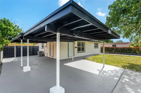 1164 NW 45th Avenue Lauderhill FL 33313