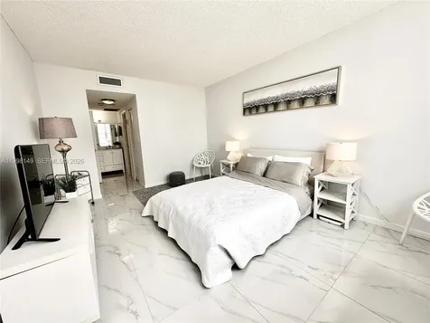 500 Bayview Drive Sunny Isles Beach FL 33160