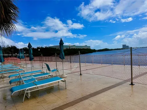 500 Bayview Drive Sunny Isles Beach FL 33160