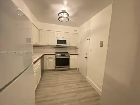9225 Collins Avenue Surfside FL 33154