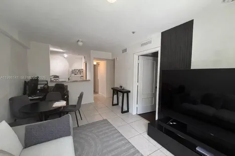 2536 NW 24th Street Miami FL 33142