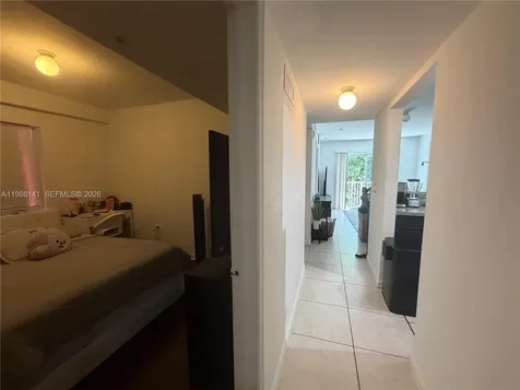 2536 NW 24th Street Miami FL 33142