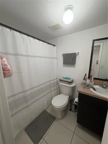 2536 NW 24th Street Miami FL 33142