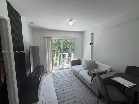 2536 NW 24th Street Miami FL 33142