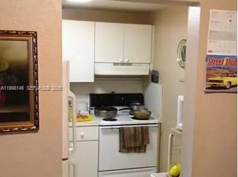 666 W 81st Street Hialeah FL 33014