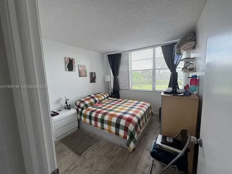 1200 Saint Charles Place Pembroke Pines FL 33026