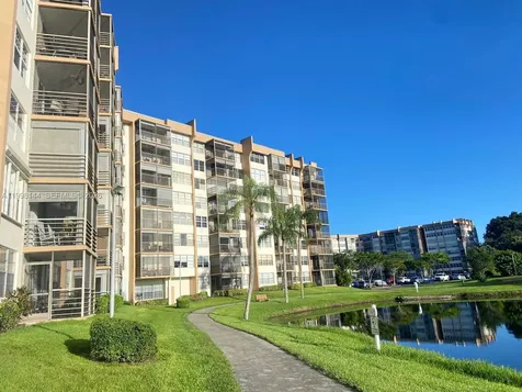 1200 Saint Charles Place Pembroke Pines FL 33026