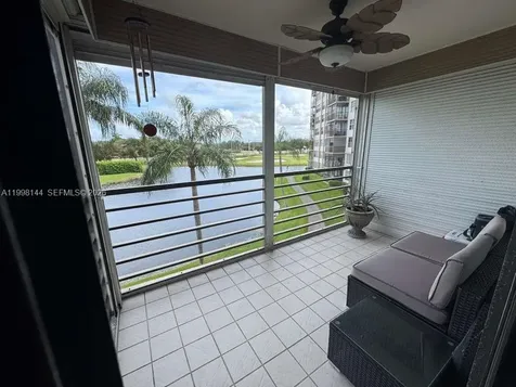 1200 Saint Charles Place Pembroke Pines FL 33026