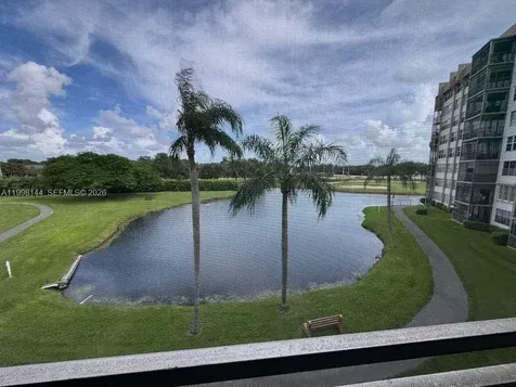 1200 Saint Charles Place Pembroke Pines FL 33026