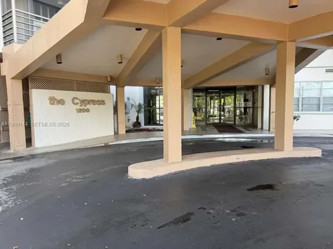 1200 Saint Charles Place Pembroke Pines FL 33026