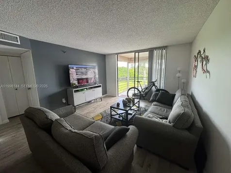1200 Saint Charles Place Pembroke Pines FL 33026