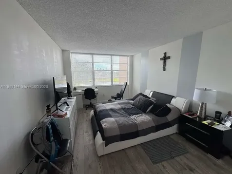 1200 Saint Charles Place Pembroke Pines FL 33026